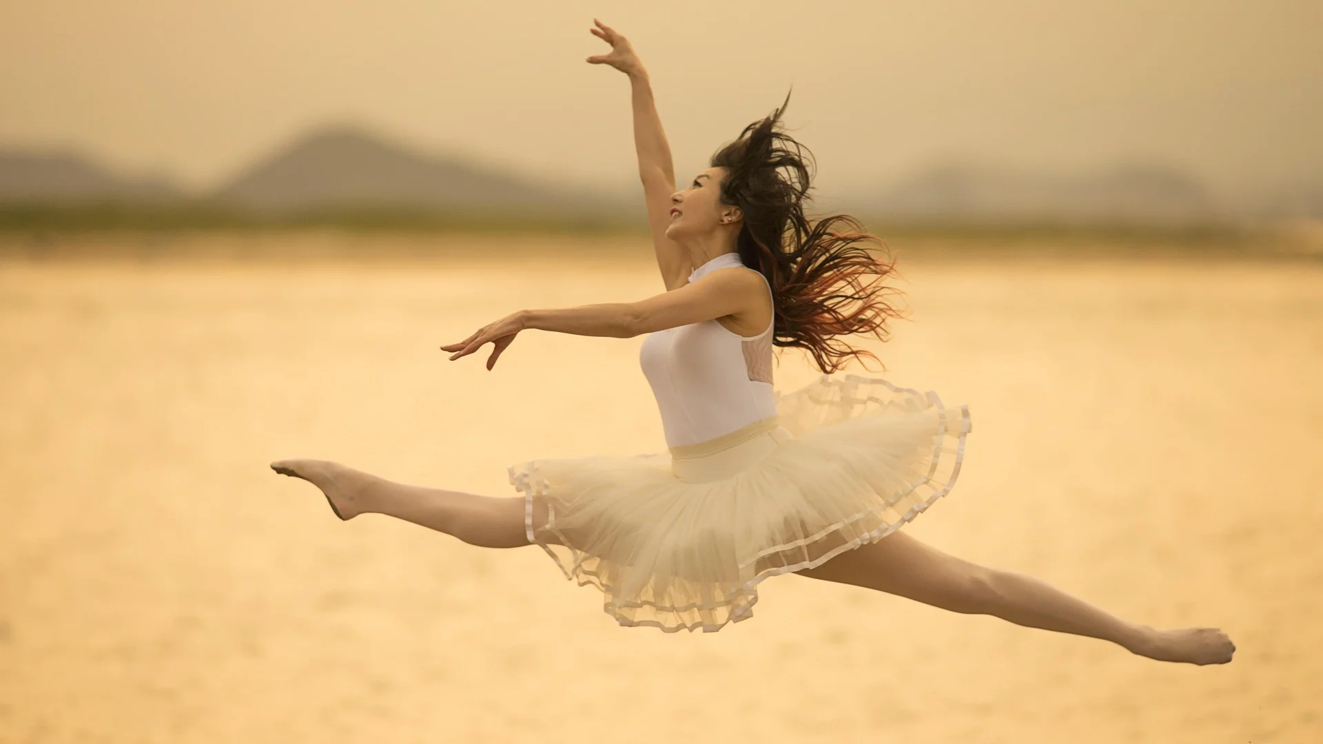 Cinderella ballet performance - Fairy tale transformation at the ball