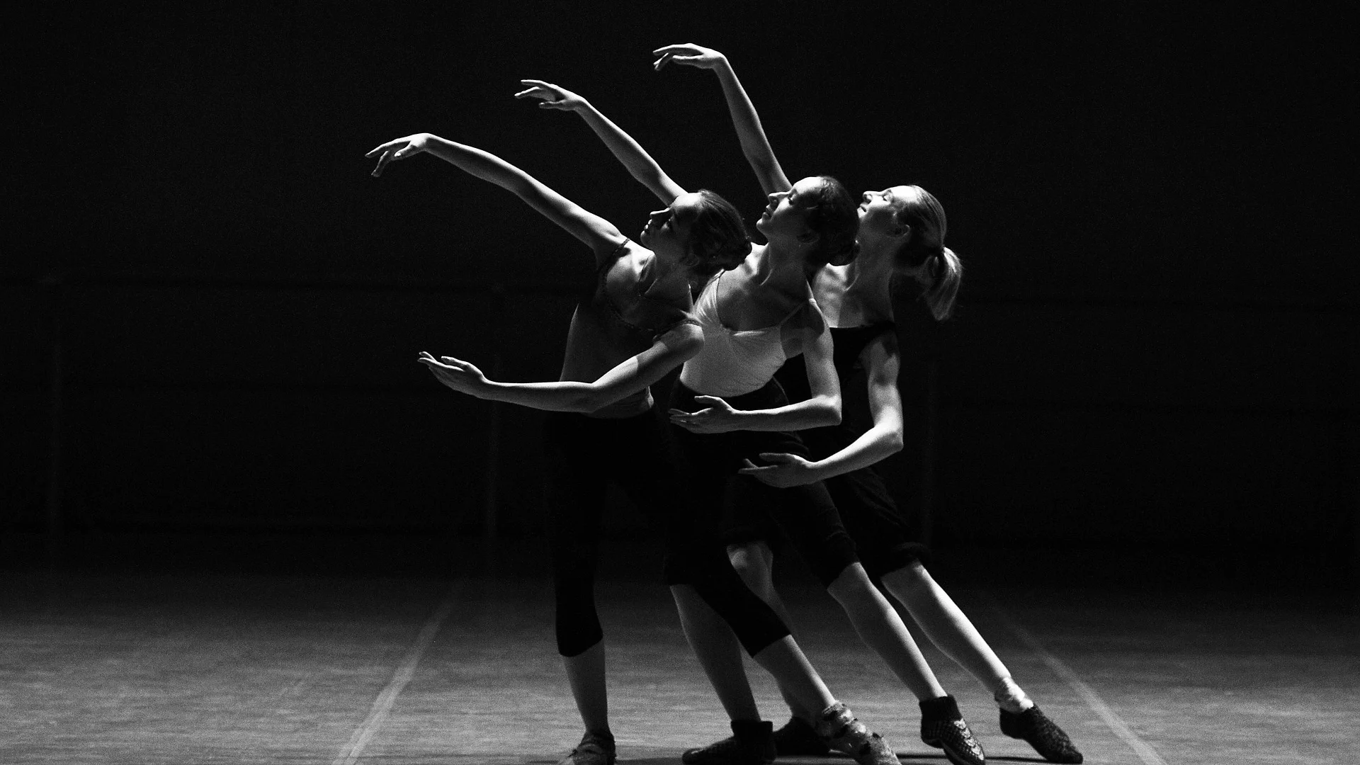 Serenade ballet - Balanchine's moonlit neoclassical masterpiece